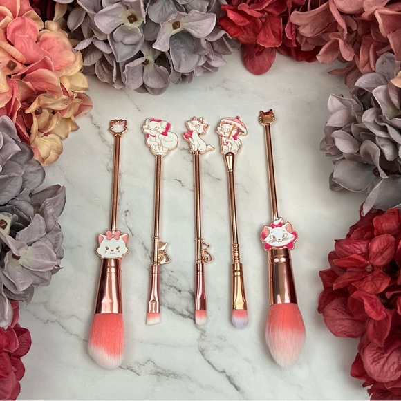 Aristocats Marie the Cat Rose Gold 5 Piece Makeup Brush Set - Picture 5 of 17